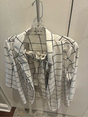 White Grid Matching Set Jacket & Tie Shorts